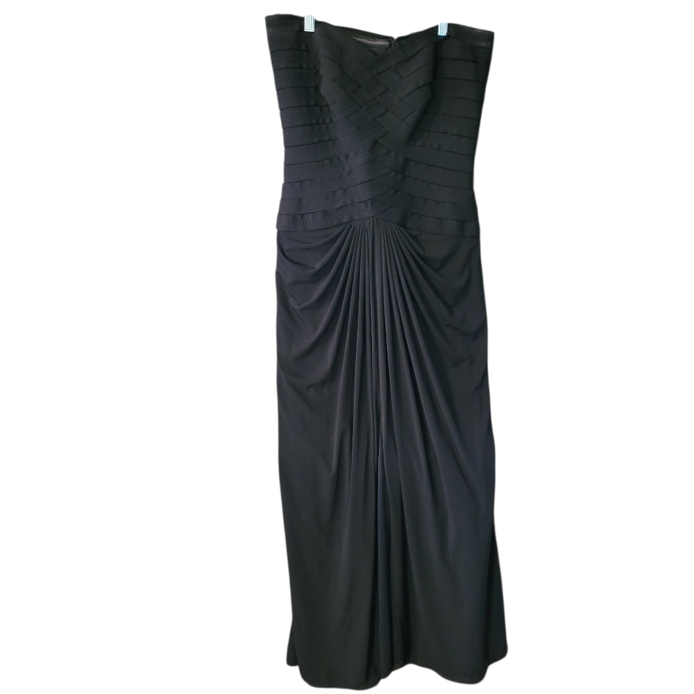 Tadashi Collection black strapless gown - M.     S59